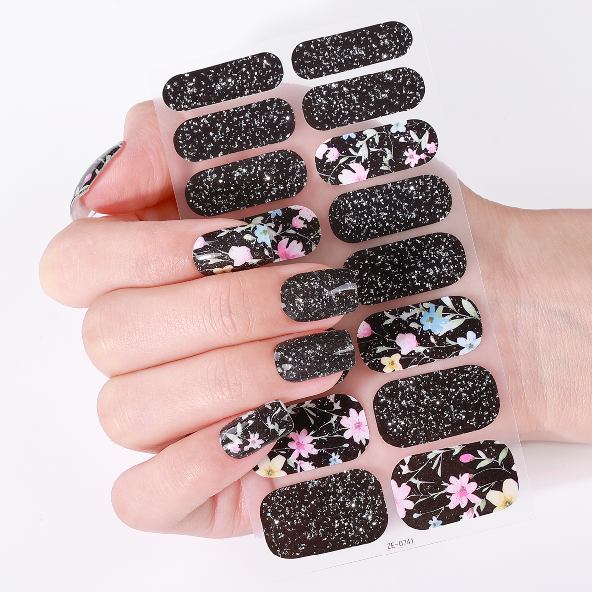 16Tips Full Cover Nail Sticker – Full Cover Adhesive recenzja i cena